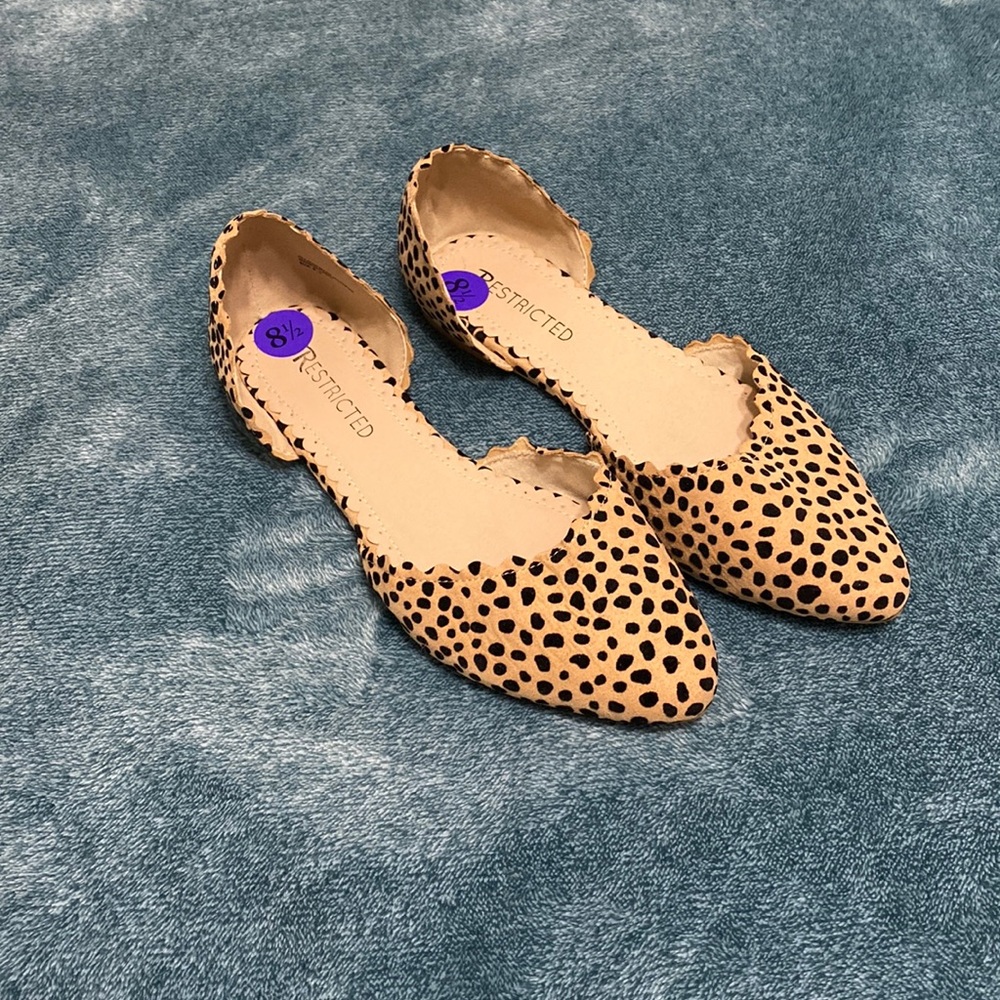 Women’s Restricted Cheetah Print Flats